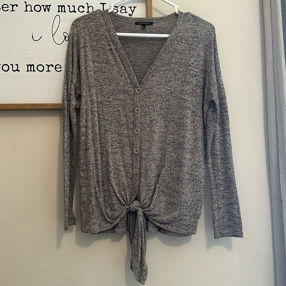 Women’s long sleeve top